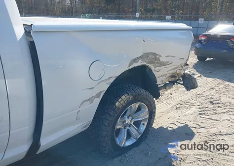 2014 Ram 1500 Express из США, поврежденный, VIN 3C6JR6AT8EG310199